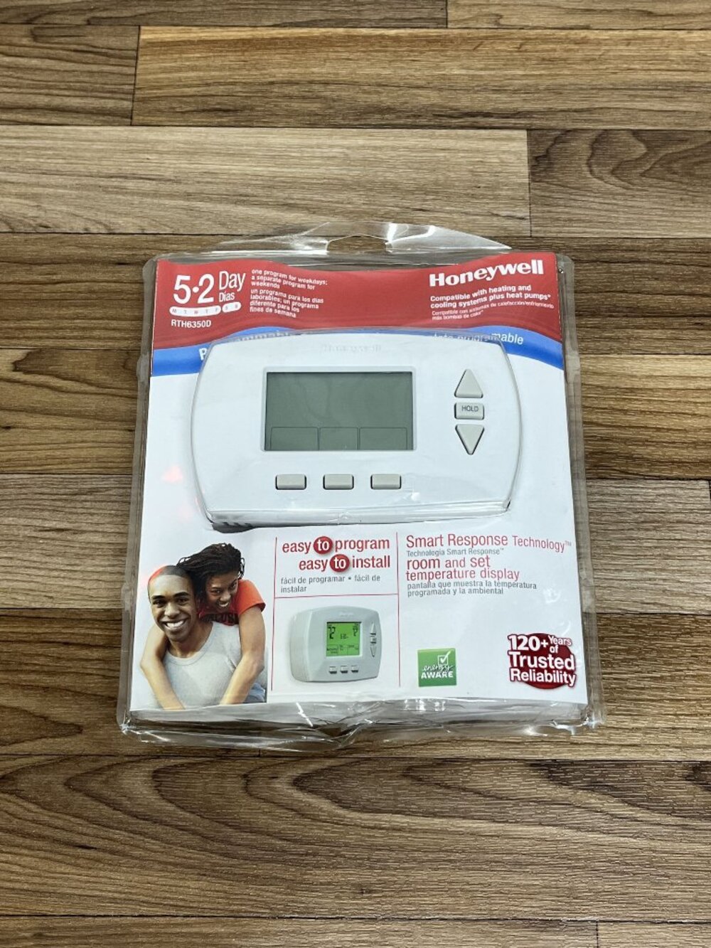 Honeywell NEW RTH6350D 5-2 Day Programmable Thermostat (New In Open Box)